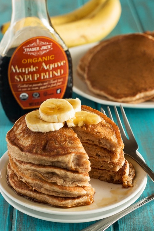 vegan-yums:  Fluffy Whole Wheat Banana Pancakes / Recipe
