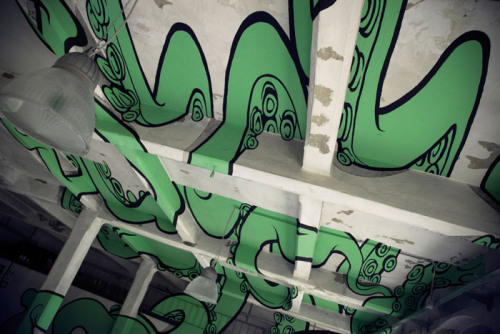 Giant anamorphic octopus by Mach505 @ Samo Art Gallery in Turin - Italy