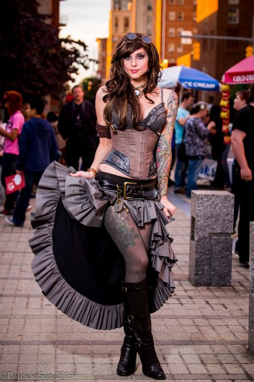 steampunk-girls:  SteamPunk girls and Cosplay http://bit.ly/177yCk8 