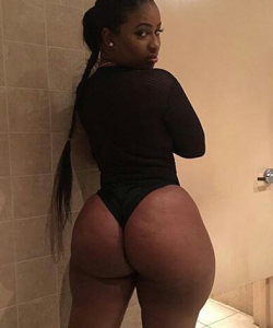 footz76:  Chocolate🍫🍫🍫👅🔥🔥🔥🔥👅