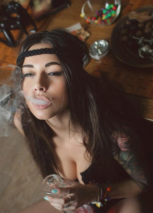 davidmight69her:  † CLICK HERE &amp; Follow This DOPE Blog For More ! ^.^ †