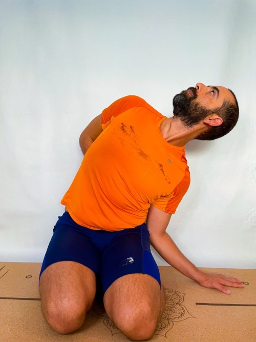 There's A Lot Of Options For The Diamond Pose.