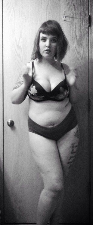 a-greek-goddess:  Since I only have one life I might as well spend it doing things that make me happy and loving myself in the mean time. 