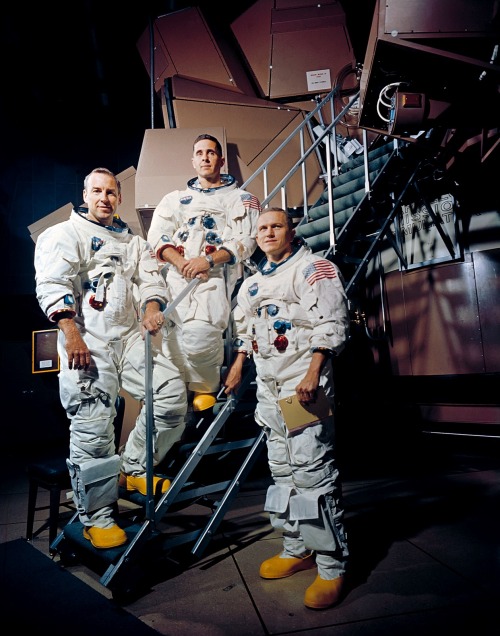 pinktinkpixy:“We got it! We’ve got it! Apollo 8 now in lunar orbit.”On December 21, Apollo 8 was lau