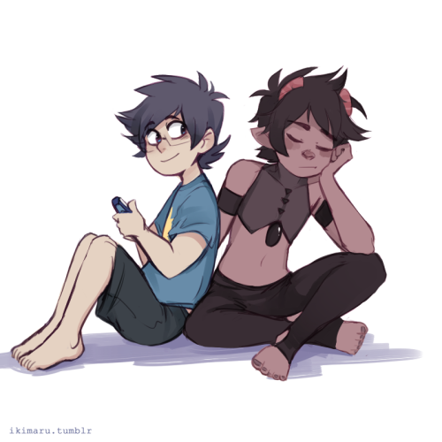 some more of that homeworld Karkat from the AU :^) and John(it’s supposed to mirror Lapis’ story sort of)