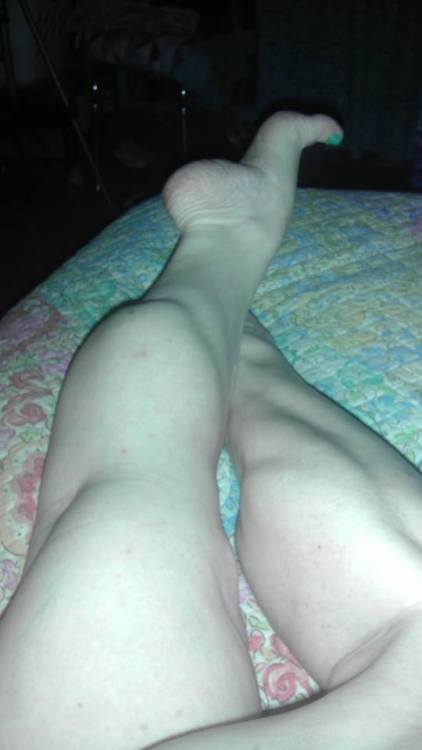 Porn photo muscular-female-calves 103033463423