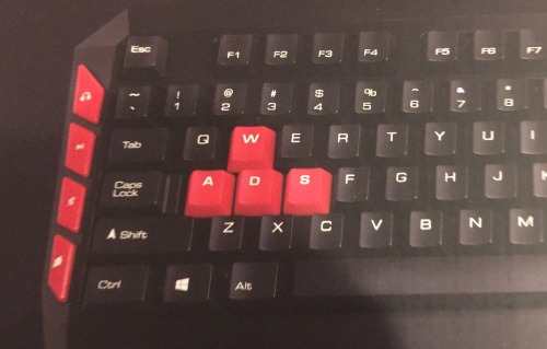 benjaminbreeg: bace-jeleren: whowasphoone: banshees: banshees: the Gaming keys……….do t even thi