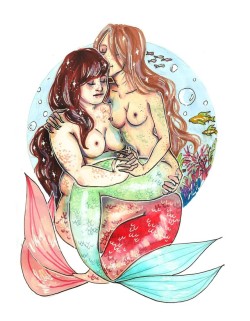 taulun: some lesbians mermaids for this mermay thing  (funny how may is my fav month and someone decided it would be a good idea to connect it with mermaids) 