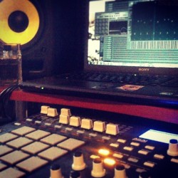 #fl #flstudio #akai #mpd #mpd32 #krk #sampling