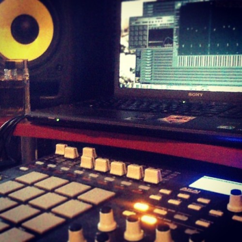 Porn Pics #fl #flstudio #akai #mpd #mpd32 #krk #sampling