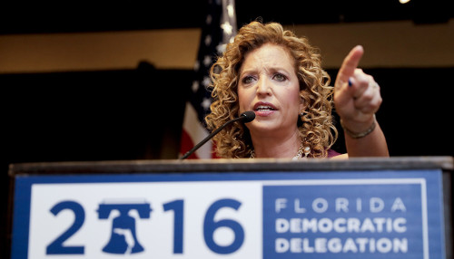 FBI probes hack of Democratic National Committee’s emailsPolitico: The FBI has launched a prob