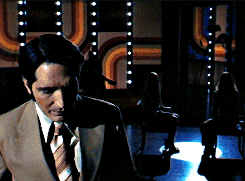 DAVID DASTMALCHIAN As JACK DELROY In LATE NIGHT WITH THE DEVIL (2023) Dir. Cameron Cairnes, Colin Cairnes