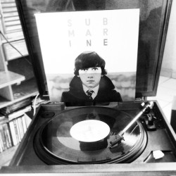 karladrewm:  #Np (^_~) #submarine #alexturner