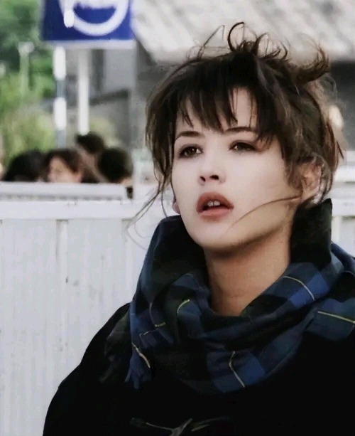 Sophie Marceau, Often Referred To As The 'French Kiss,' Is A Woman Who Embodies Beauty, Talent, And Intelligence.