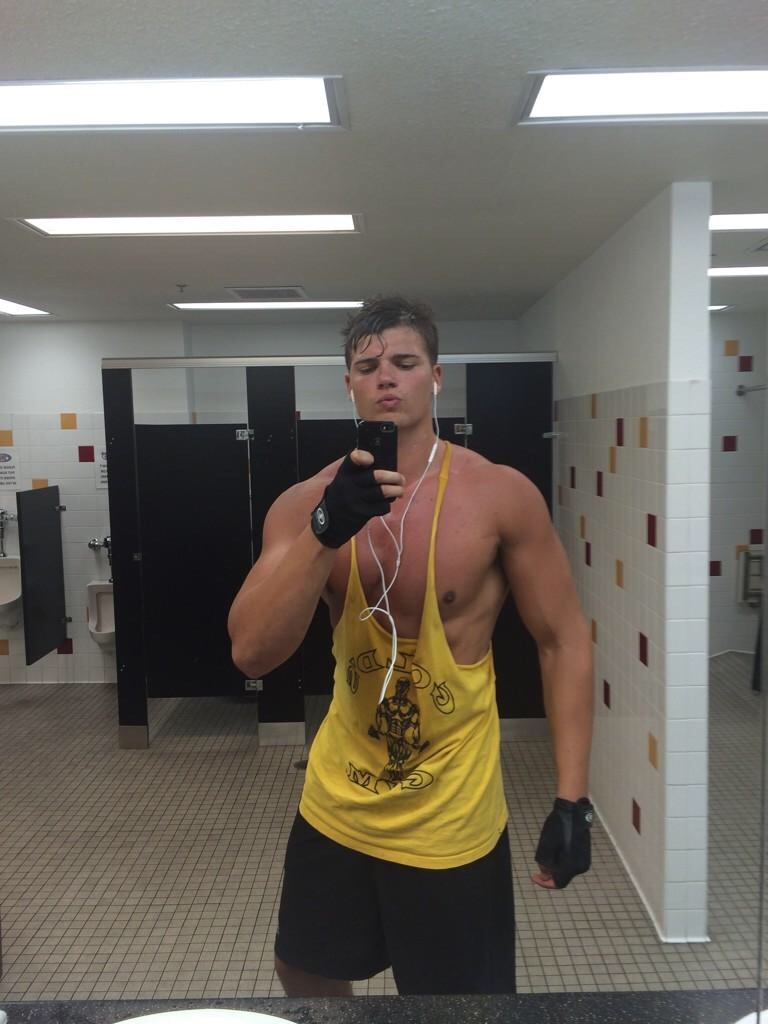 famouslastwords666:gaysouthaussie:gaysouthaussie  Can I.. May I… I want to suck