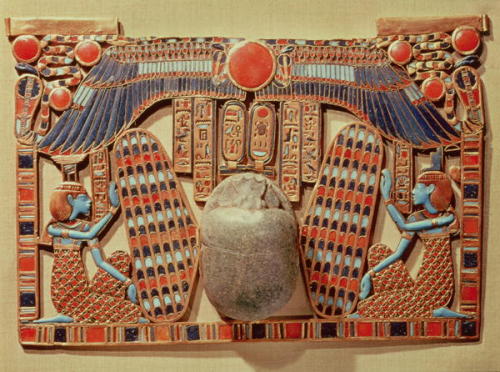grandegyptianmuseum: Inlaid pectoral, Winged scarab with goddesses Isis and Nephthys, from the tomb 