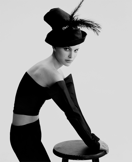 adamsdriver:Natalie Portman photographed by Steven Klein for Vogue (May 2002)