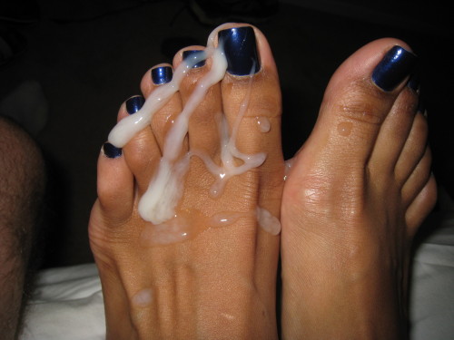 gallonsofcum:  Pretty brown toes and thick adult photos