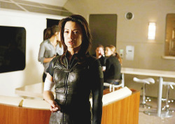 leohenstridge:  New Agents of SHIELD ‘Turn Turn Turn’ Stills