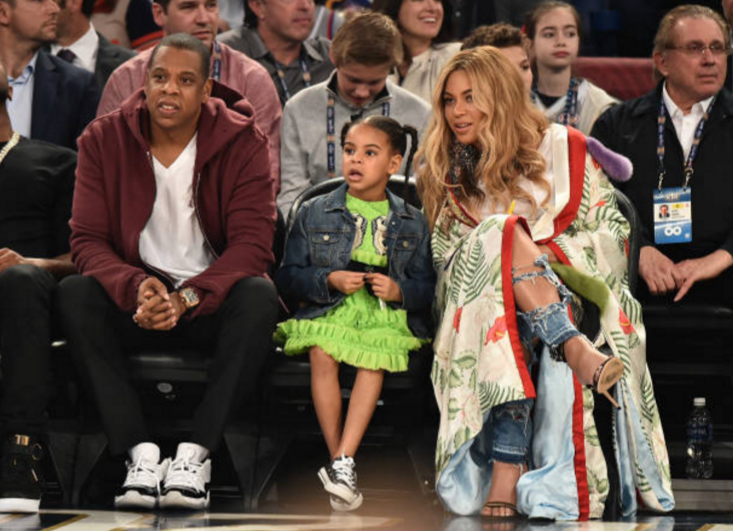 jenniferlawurence:Beyoncé, Jay Z, and Blue Ivy attend the 2017 NBA All-Star Game