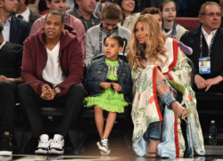 Jenniferlawurence:beyoncé, Jay Z, And Blue Ivy Attend The 2017 Nba All-Star Game