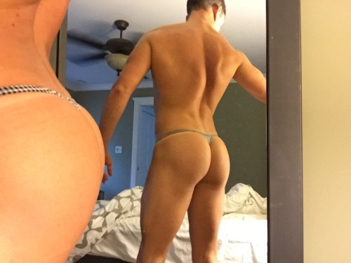 manthongsnstrings:  nicknatl:  #tendenze #thong #musclebooty #gaybubblebutt #malebubblebutt   cool design