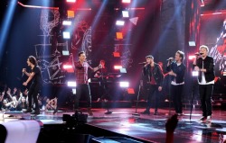 direct-news:  The boys performing “Midnight Memories” on the X Factor USA Finale. 19/12/13 