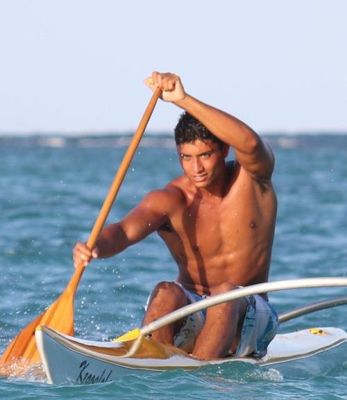 Sexy Polynesian Men
