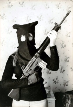 Jeune Fille De L'ira, Irlande, 1975.