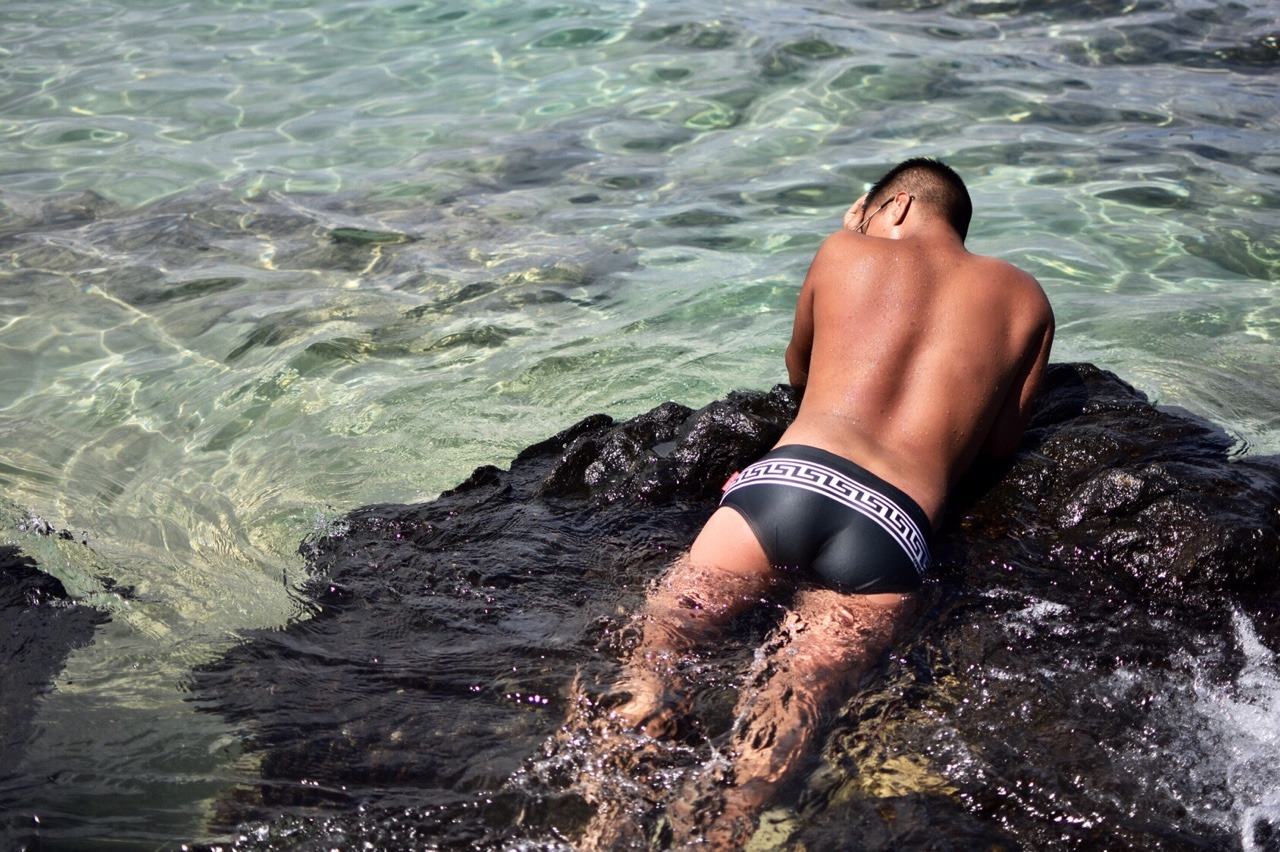thecockydad:  Thanks for the submission. This naughty bottom needs a daddy. 