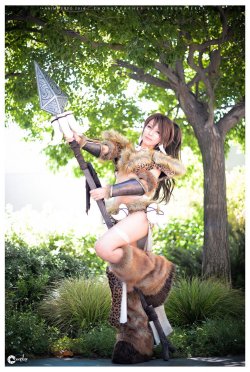 cosplaygirl:  Nidalee stand - League of Legends
