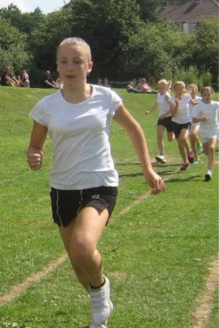 emma16f:  Schoolgirls