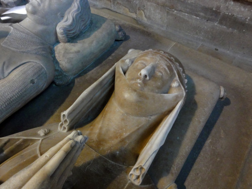 Tomb effigies of Louis, Count of Évreux and his wife Marguerite d'Artois, made in 1318