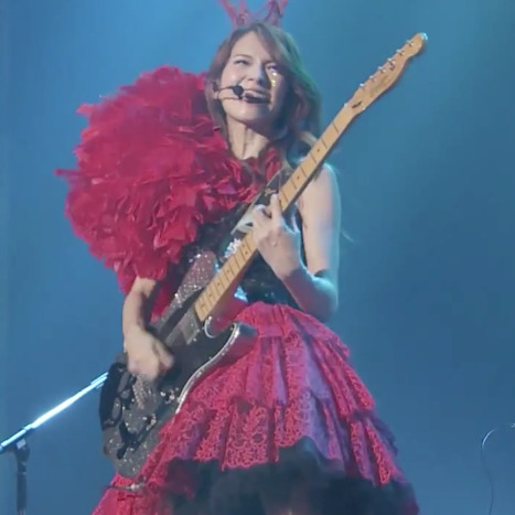 fuckyeahscandalband:  SCANDAL’s HARUNA; Fender TELECASTER Appreciation Post  ♪♫ Featuring Haruna’s TELECASTER® DARK SILVER SPARKLE Signature Fender Guitar.  Guitar photos w/ thanks to BIG BOSS Hiroshima, Kanazawa & Ochanomizu. Screencaps