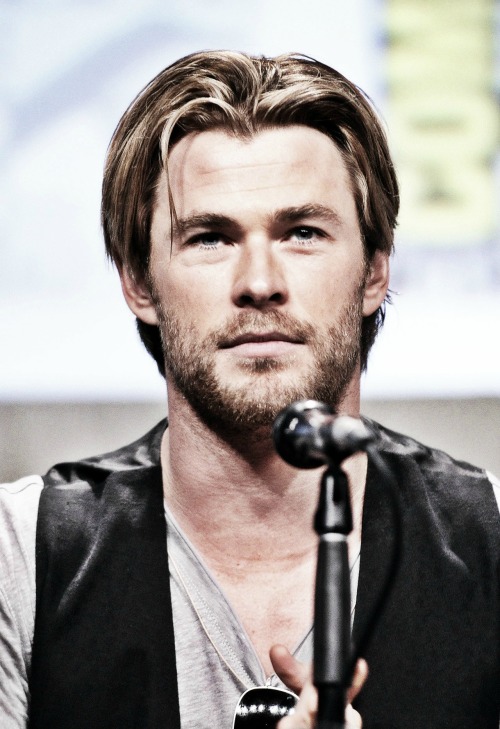 hembear-deactivated20150215:Chris Hemsworth attends the Legendary Pictures preview and panel during 