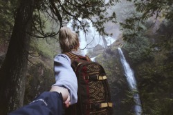 sunfl0werpetal:earthflowur:  carterlovesaustin:livelovetiedye:Life is amazing with youYiss please 🙌 lets get lost in eachother  nature  This looks like paradise