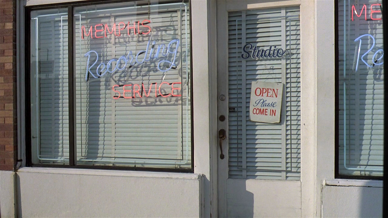 sesiondemadrugada:  Mystery Train (Jim Jarmusch, 1989). 