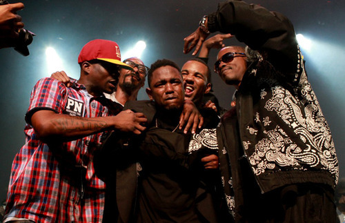 hype-hop:  Kendrick Lamar in tears after West Coast rap legends Jay Rock, Snoop Dogg,