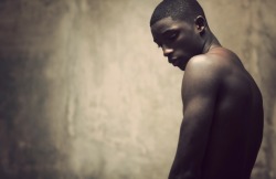 Ohthentic:  Otoso:  These Simple But Beautiful Portraits Of Harry Uzoka Taken By