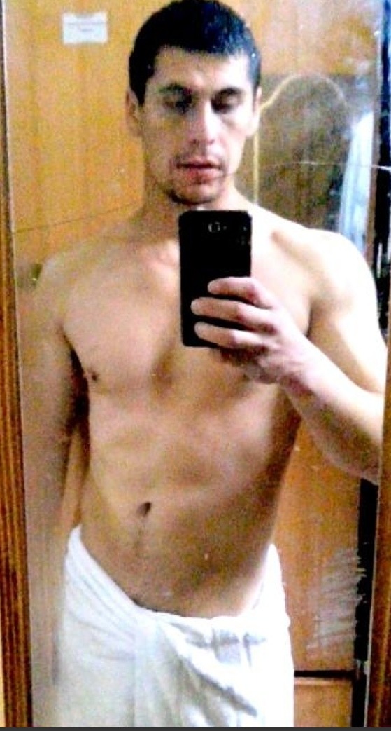 chilenitos3x:  chilenosdebadoo:  Carlos, rico carabinero de Estación Central, 27
