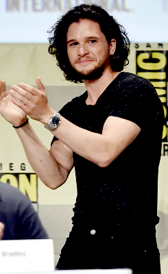 nicole-kidmann:  Game of Thrones Cast attends the panel and Q&amp;A during Comic-Con