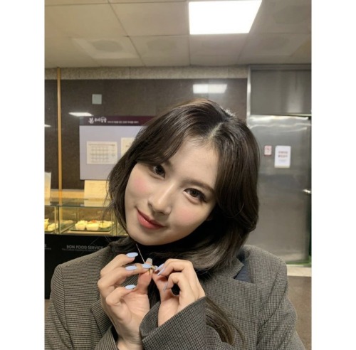 Twicetagram