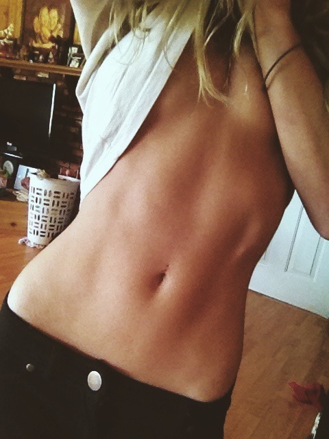 yoga-pilates-love:  fuckktheextrapounds:  (via TumbleOn)  yoga + pilates + fitspo