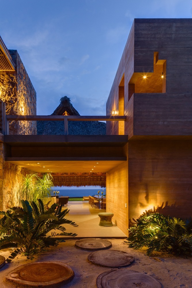archatlas:  House on the Pacific Coast of México   Bernardi + Peschard arquitectura design