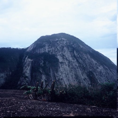 diogofalmeida: Itacoatiara.Fuji Velvia 100 Niterói, Brazil November, 2017