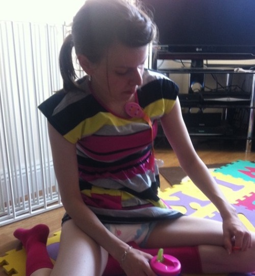 http://sweetgirls-abdl.tumblr.com/post/47862997917