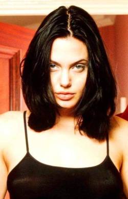 cynema:  Angelina Jolie, 1997