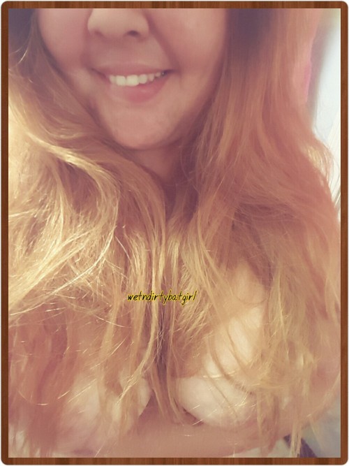 wetndirtybatgirl: So I bleached my hair. In the process of going grey