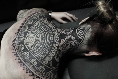 blackhearttattoo: Tattoo by Alexis Calvie