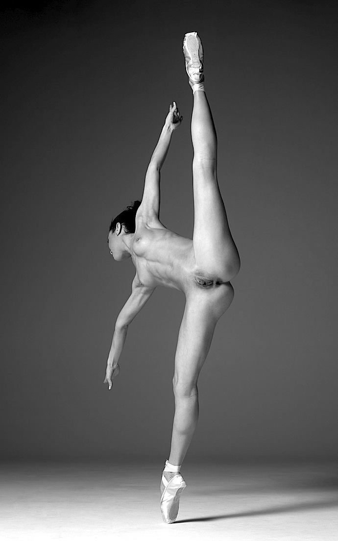 Wow!!! So sexy, so flexible 